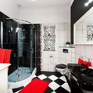  Apartment Golebia 3